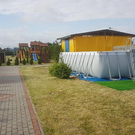 Sun Holiday Jezierzany Ngoại thất bức ảnh